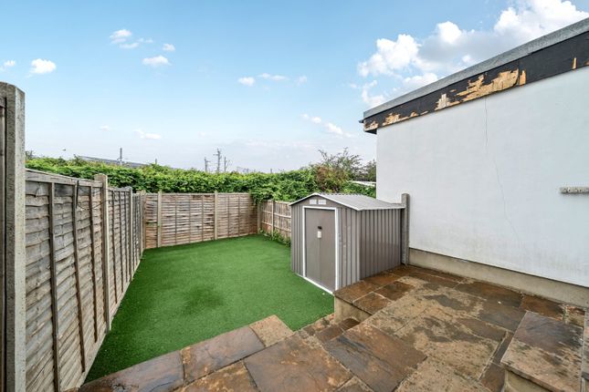 99, Marmadon Road, London photo 3