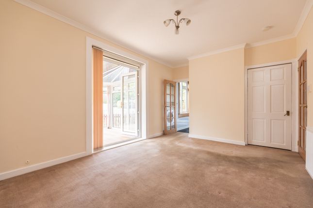 35, Broomside Terrace, Edinburgh photo 2