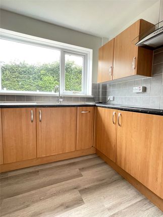 5, Hampshire Road, Chadderton photo 5