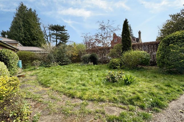 Spindles, Summerhouse Road, Busbridge photo 2