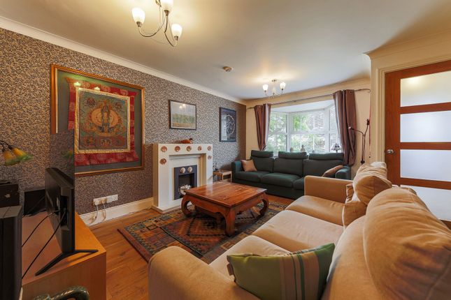 42 Clousden Grange, Newcastle Upon Tyne photo 4