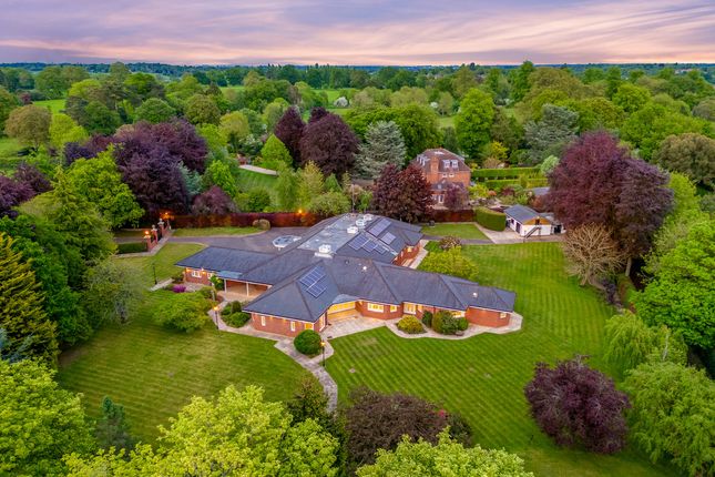 Thumbnail Detached house for sale in Upper Spring Lane Kenilworth, Warwickshire