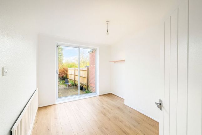169, Chiltern Avenue, High Wycombe photo 5