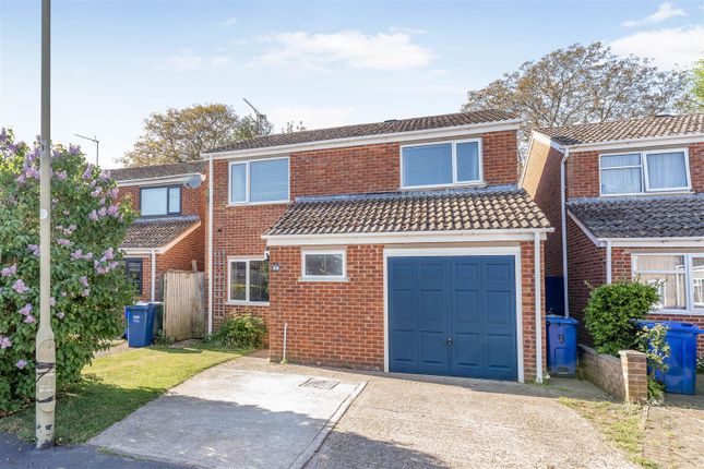 9 Marten Gate, Banbury-2.Jpg