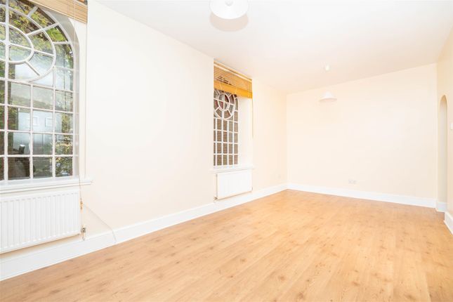 Flat for sale in Chevy Road, Southall