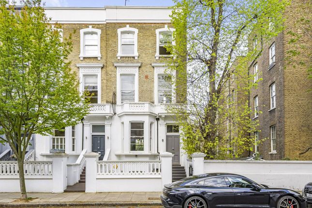 Maisonette for sale in Redcliffe Place, Chelsea, London