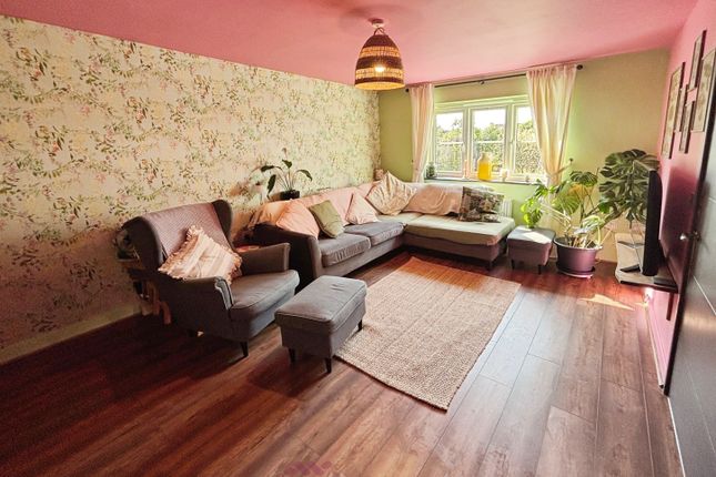 36, Pippin Way, Doncaster photo 2