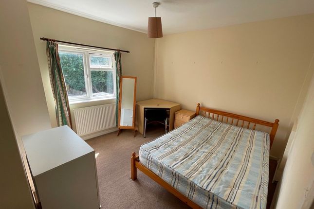 Foxhill Road, Reading photo 4