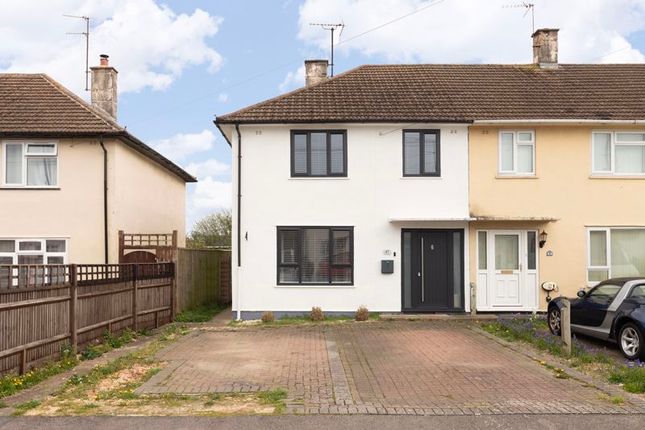 End terrace house for sale in Glebe Road, Didcot