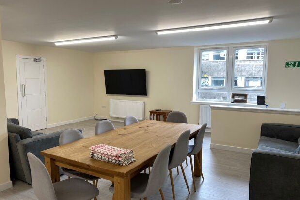 Room to rent in La Porte Precinct, Grangemouth