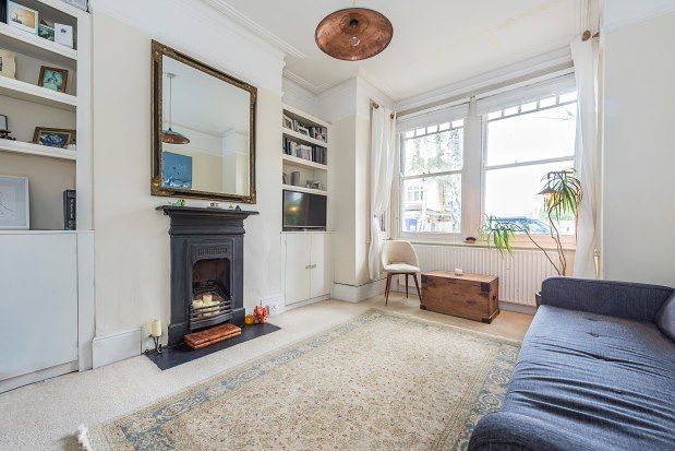 Thumbnail Flat to rent in Sidney Road, St Margarets