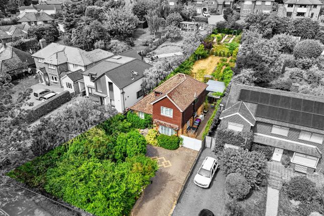 3-bed house on 18, Brook Lane, Sawbridgeworth, £800,000