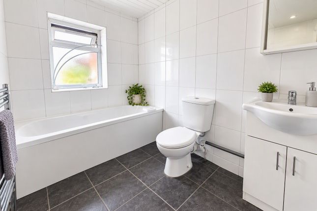 23a, St. Marys Road, HAYES photo 3