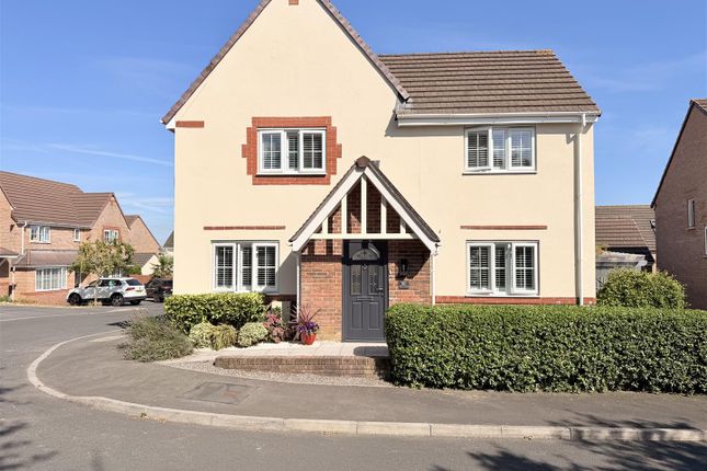 80, Bryn Uchaf, Llanelli photo 2