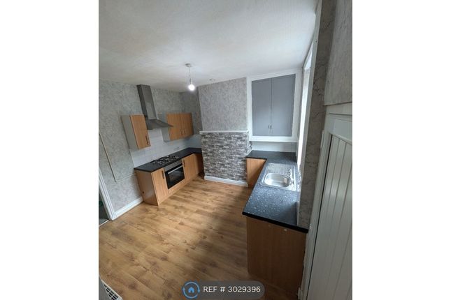 Leopold St, Colne photo 4