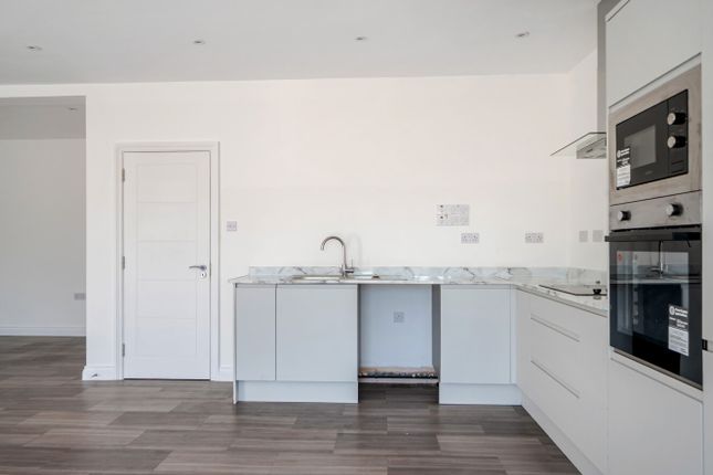 Flat 12, Oceanview Heights, 15, Montague Place, West Sussex photo 2