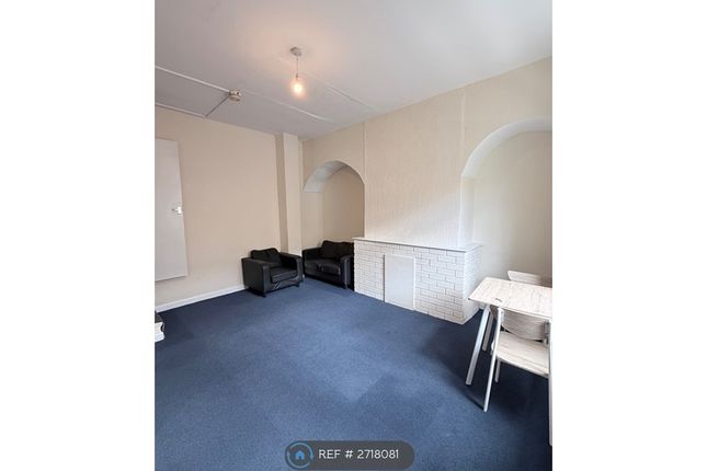 Birk Lea St, Bradford photo 2