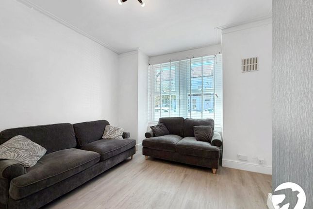 54, Bannockburn Road, London photo 2