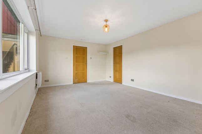 29a, St. Valery Drive, Stirling photo 4