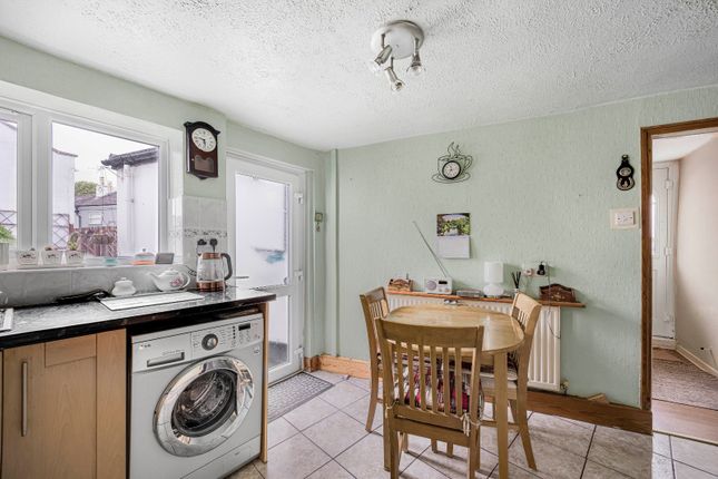Park Cottage, 61, Exmouth Street, Gloucestershire photo 4