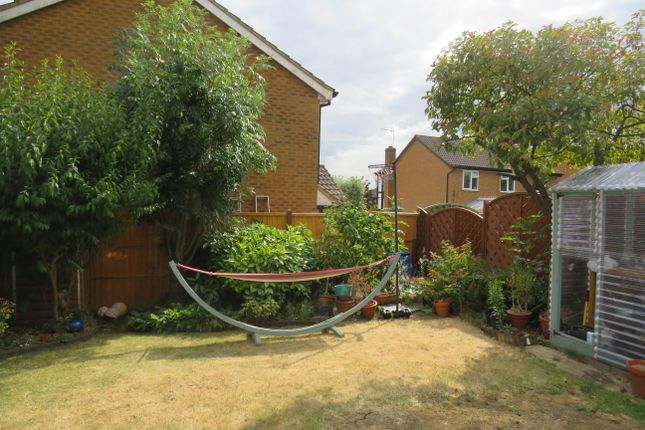 74, NORTHAMPTON photo 2
