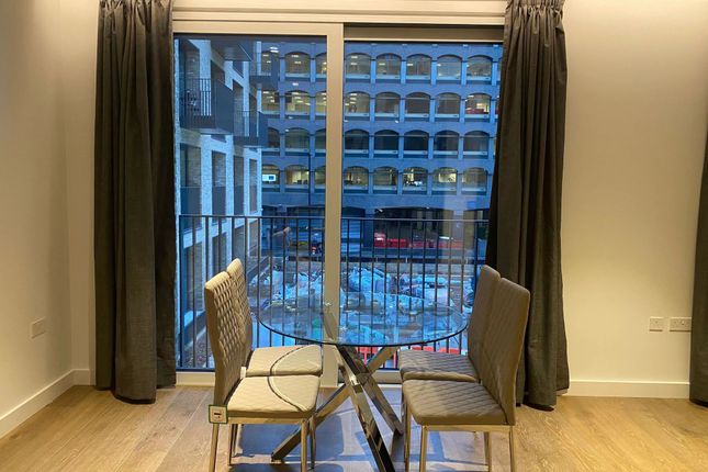 Flat for sale in WC1X
