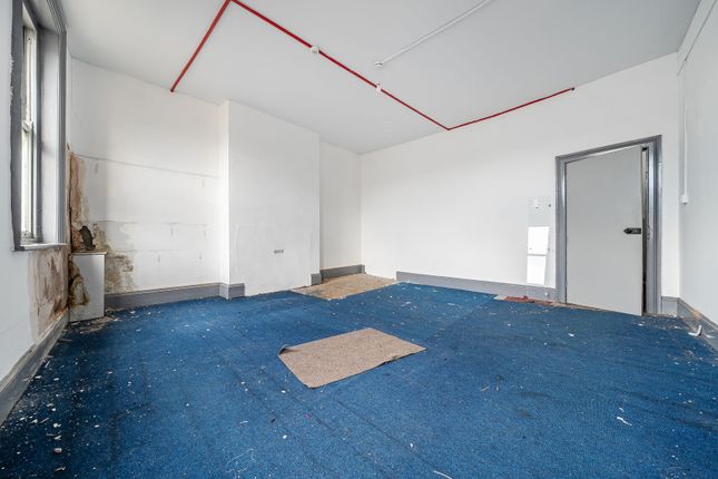 First Floor Flat, 28, Kendrick Street, Gloucestershire photo 2