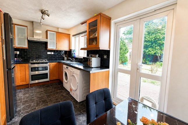 14, Windmill View, Biggleswade photo 3