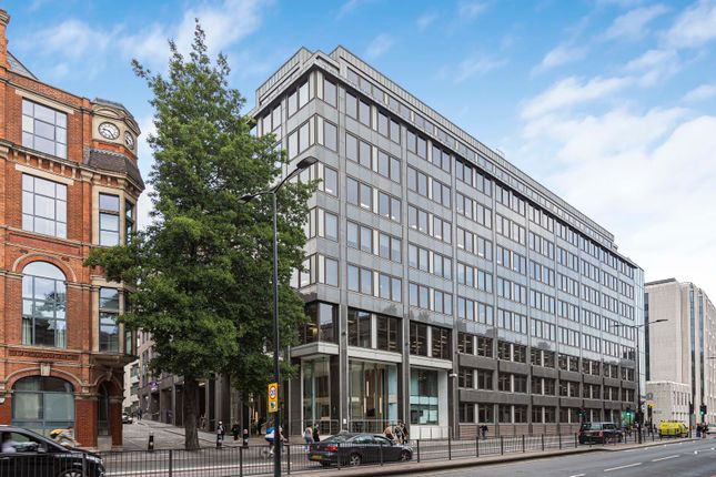Office to let in Centennium House, 100 Lower Thames Street, London