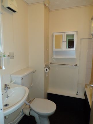 Flat for sale in Norbury Close, Allestree, Derby