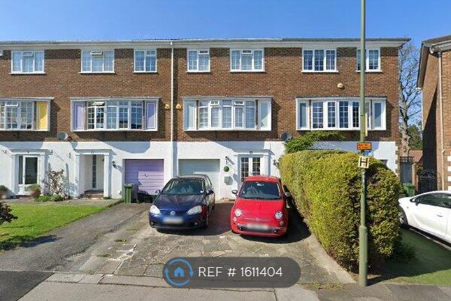 Thumbnail Terraced house to rent in Reynard Close, Bromley