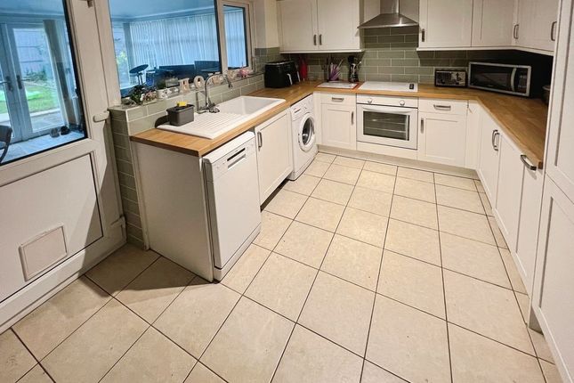 Wrenbury Drive, Bolton photo 3