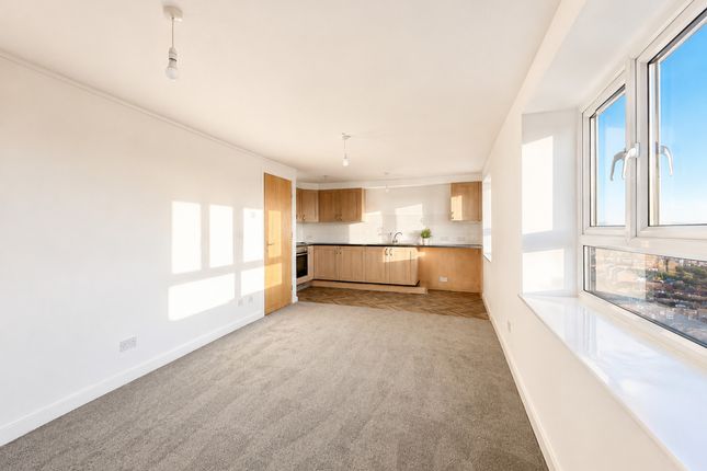 Flat 1205, City View, Highclere Avenue, Salford photo 4