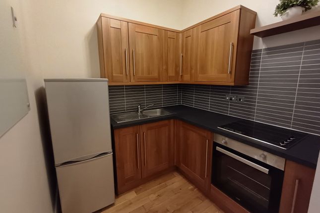 Flat 2, 16, Crescent Road, Bournemouth photo 5