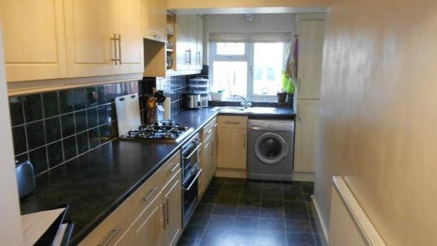 5, West Road, Romford photo 4