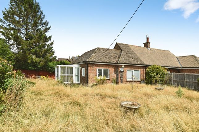 2-bed semi-detached on 14a, Fairthorne Way, Swindon, £350,000