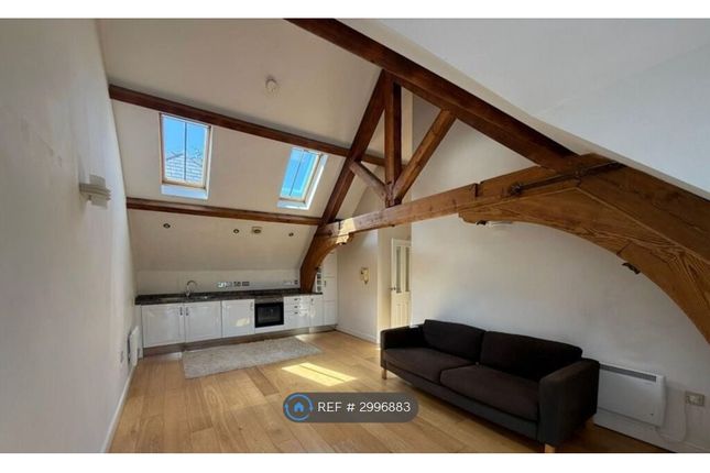 Apartment, The Old School House Lodge St, Bradford photo 2