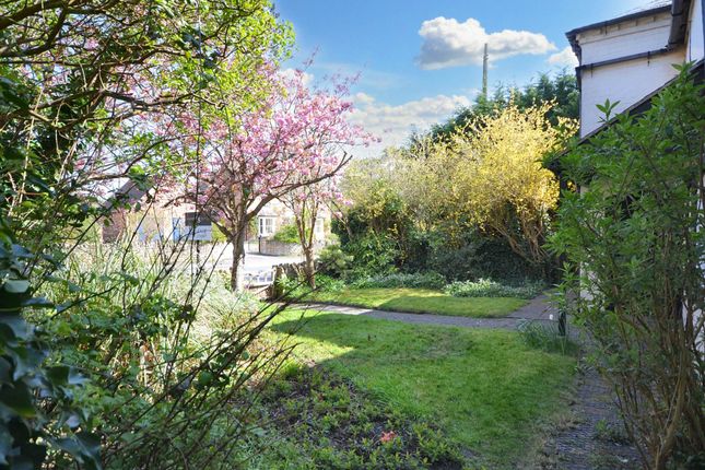 Whitecross Cottage, Church Street, Eckington photo 2