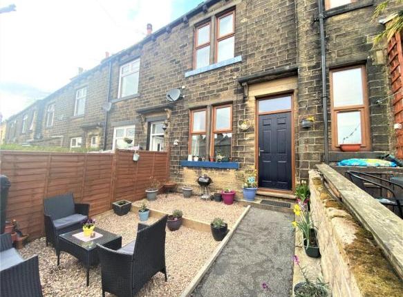 3 bed property to rent in Victoria Street, Oakworth, Keighley BD22