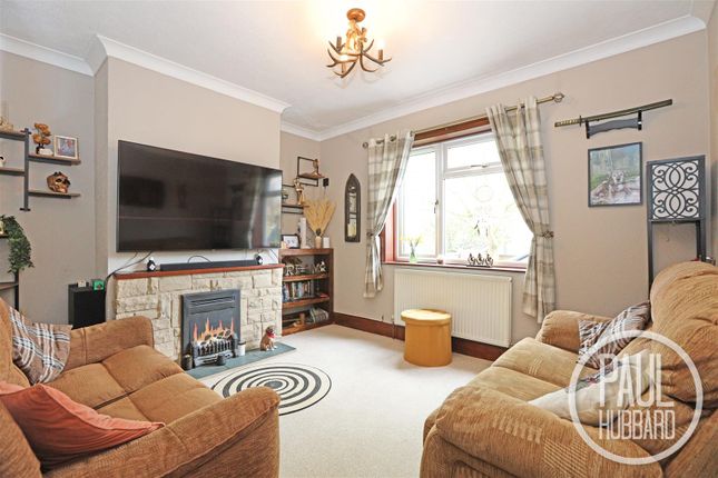 Semi-detached house for sale in Oulton Road, Oulton Broad