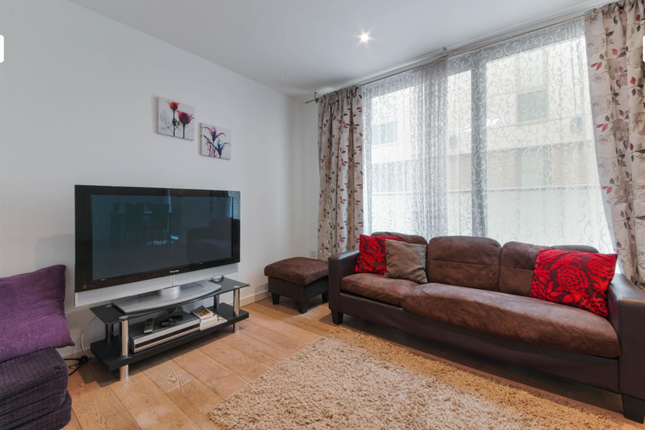Flat 1, Trematon Building, 1, Trematon Walk, London photo 4