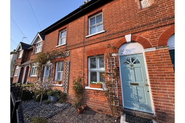 Terraced house for sale in Chipstead Lane, Sevenoaks