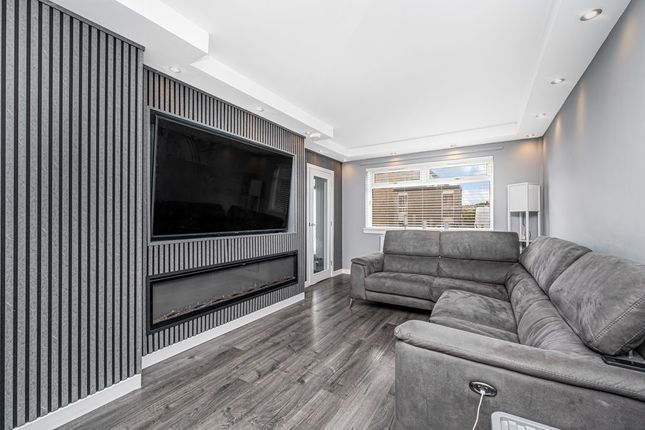 64, Lindores Drive, Kirkcaldy photo 3