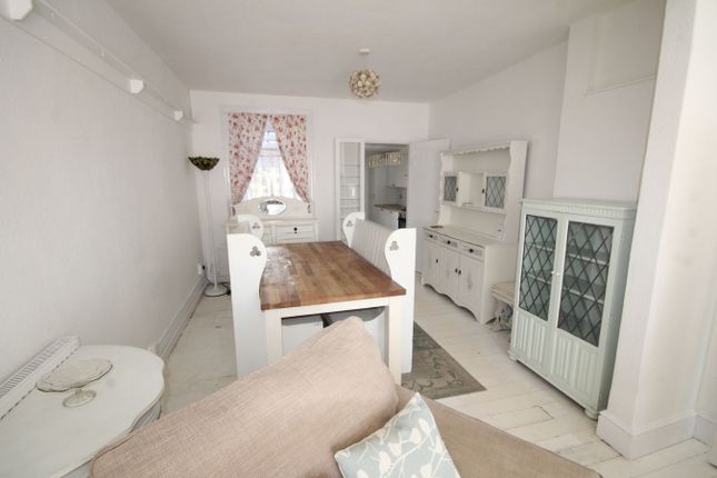 41, Pytchley Road, Rushden photo 3