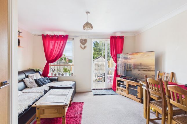 6, Primrose Avenue, Downham Market photo 3