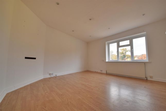 301a, Watford Road, St Albans photo 2