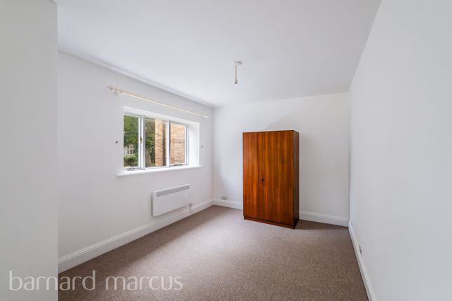 103 B, Brighton Road, SUTTON photo 4