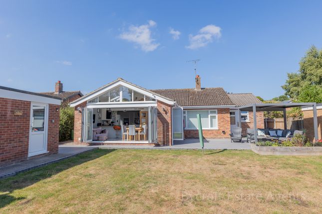 4, Curlew Green, Lowestoft photo 4