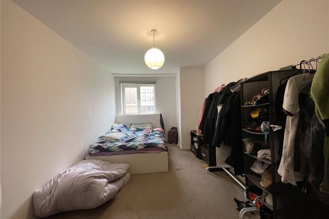The Hive Apartments, 202, The Masshouse Plaza, Birmingham photo 4
