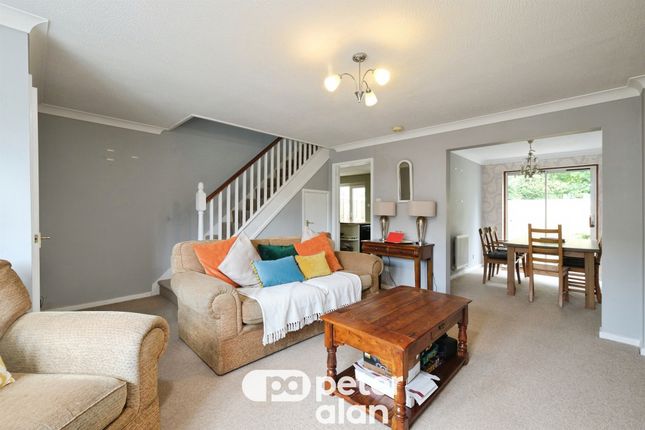 63, Grovers Field, Mountain Ash photo 3